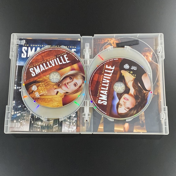 Smallville - The Complete Eighth Season - Picture 5 of 11